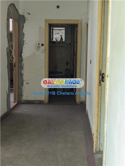 Rahova Muntii Carpati,teren 569 mp, casa 4 cam si anexe 170 mp utilit