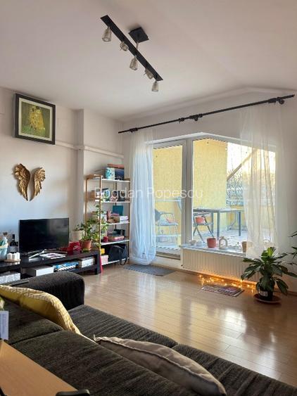 2 camere, mobilat modern, loc de parcare, Greenfield, padure - 10
