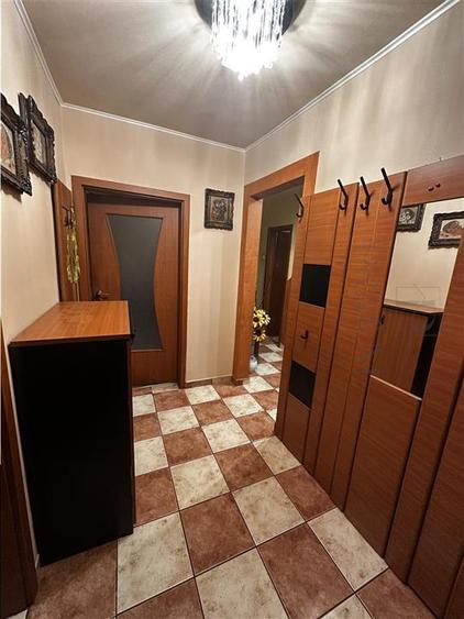 CIRCUMVALATIUNII - ETAJ 1 - BLOC IZOLAT - 4 CAMERE - 2 BAI - CENTRRALA - CLIMA