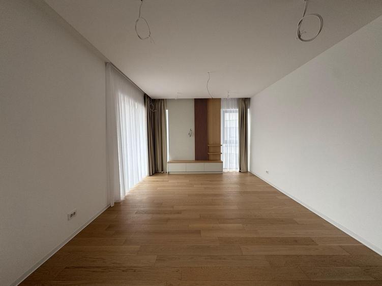 2 CAMERE || 2 locuri de parcare si boxa ||DECOMANDAT|| ONE LAKE CLUB
