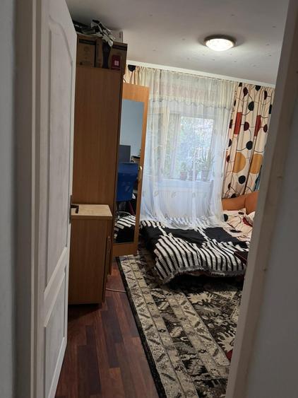 Cet , 2 camere decomandat , etaj 2/4