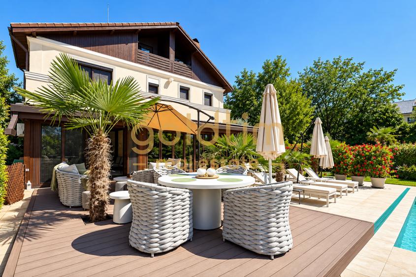 SUPERB/ PISCINA/vEGETATIE MATURA/ IANCU NICOLAE
