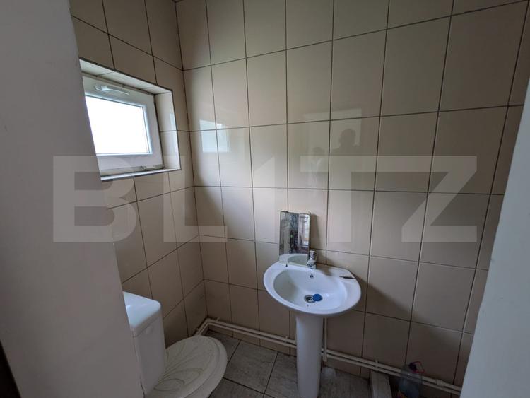 Clădire P+1 cu 9 camere și Terasă Spectaculoasă, Ideală pentru Pensiune,/Clinica