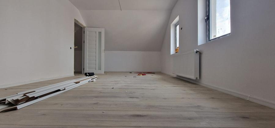 Casa parter plus mansarda zona Primarie-Biserica veche.