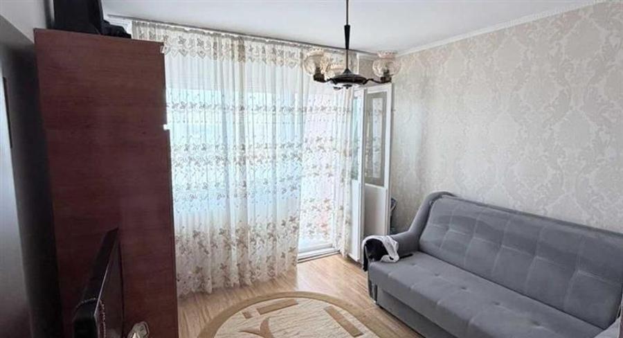 Apartament 3 camere decomandat Lacul Tei, langa Parcul Circului
