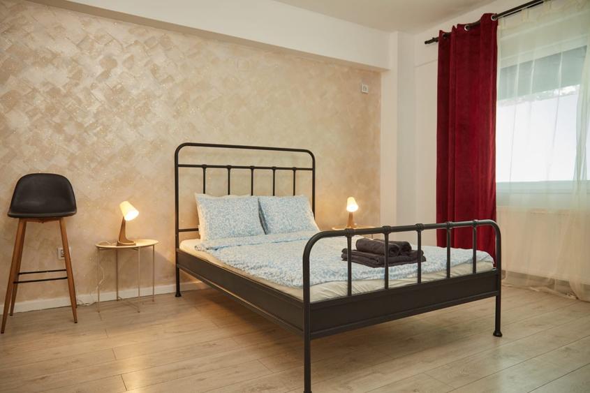 Studio Bloc Blue Bike-Energia-Compozitori/Centrală proprie/AC/CTBus