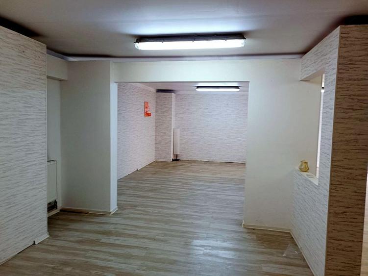 Spatiu comercial si depozite, teren 1673 mp, la iesire din Dej spre Cluj