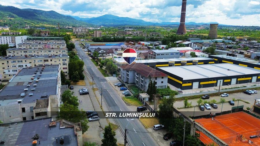 Bloc nou la rosu cu 24 de apartamente Baia Mare Str. Luminisului