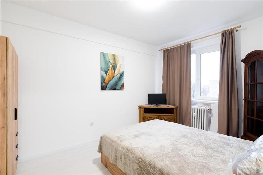 RECO Apartament cu 4 camere Central