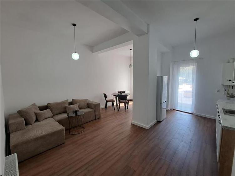 Apartament cu 2 camere, 50 mp utili, situat in cartierul Dambul Rotund!