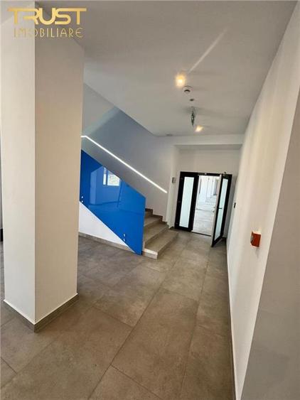 Spatii Birouri l Bd.Muncii l 130 - 330 MP l Locuri de Parcare