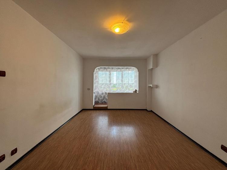 2 Camere Piata Delfinului Centrala proprie Bloc reabilitat