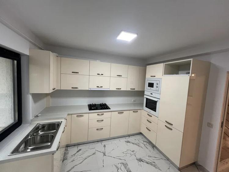 Vila tip duplex de inchiriat in Bragadiru!!!