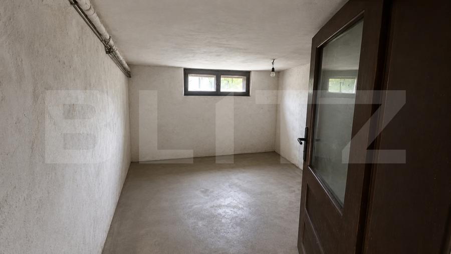 Casa 3 dormitoare de vanzare, 85 mp, teren 223 mp, strada George Enescu