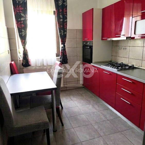 Apartament 3 camere transformat în 2 | Etaj intermediar - 4
