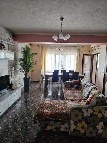 INCHIRIERE 3 CAMERE - CAMPUS
