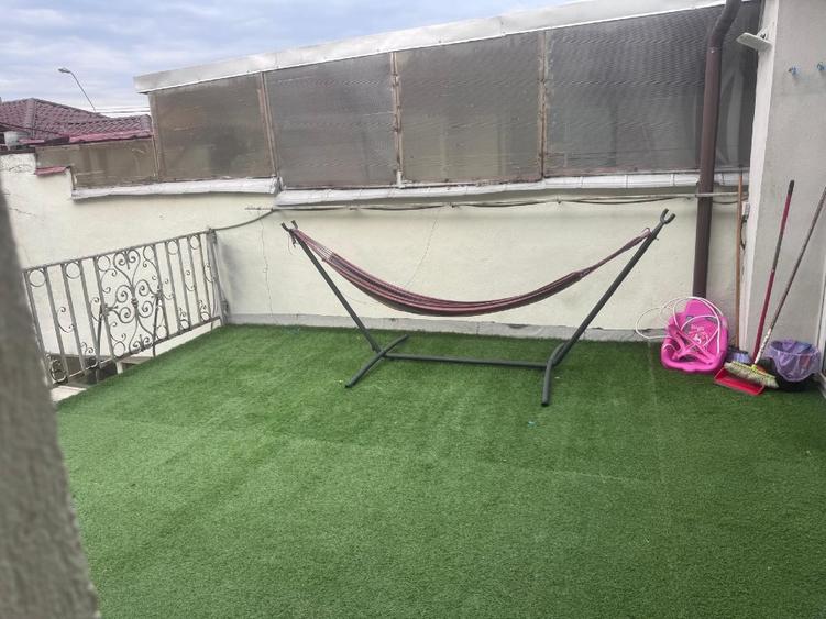 Particular inchiriez vila One Cotroceni/P+1+M/ 6 Camere /4 bai/ 3 intrari