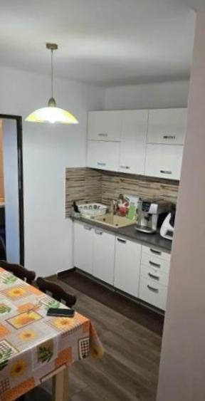 🙋Far🔸3 Camere Decomanate 76m² Mobilat Utilat Izolat Centrala pe Gaze