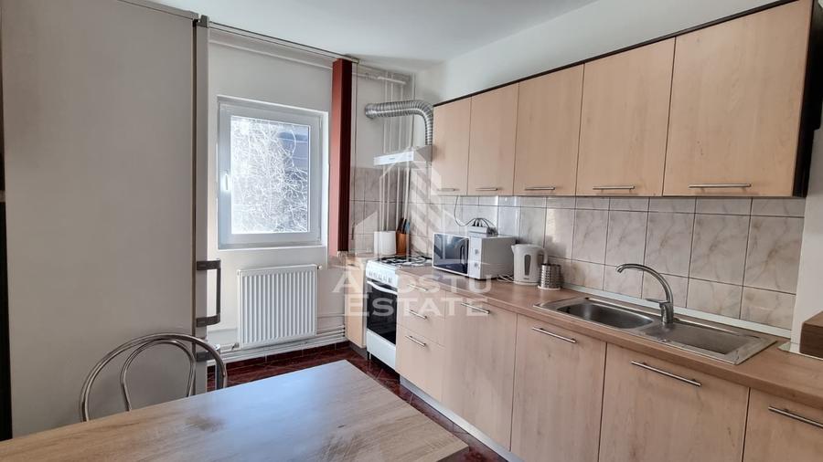 Apartament 2 camere, centrala proprie, etaj intermediar, Lipovei