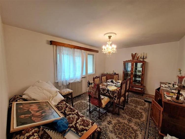 Apartament cu 3 camere, 65 mp utili, situat in cartierul Manastur!