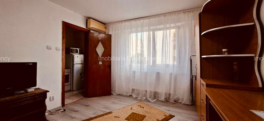 Garsoniera Colentina - Doamna Ghica, mobilată si utilată modern, curată, libera - 4