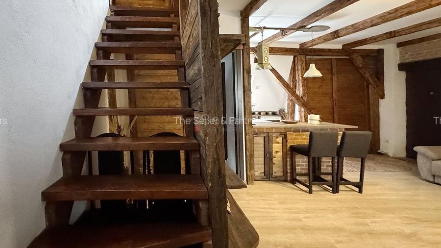 Investitie in Centrul Istoric: Apartament cu Pivnita/Crama (Optional) - 12