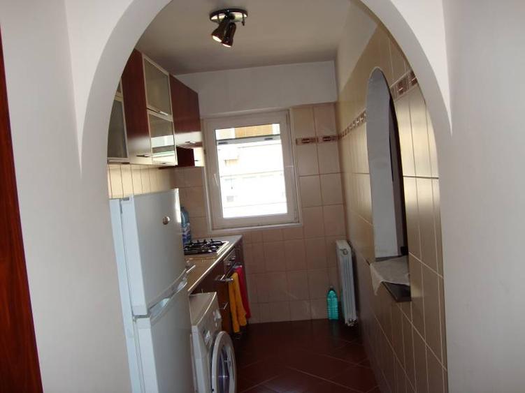 Apartament 2 camere cu centrala proprie