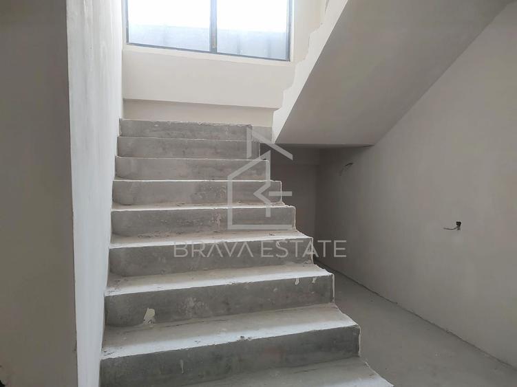 Penthouse 210mp, 5 camere, 4 terase, 3 bai, West City Tower