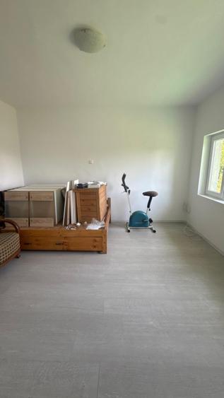 Casă de vacanță / locuință permanentă – zonă centrală, Breaza