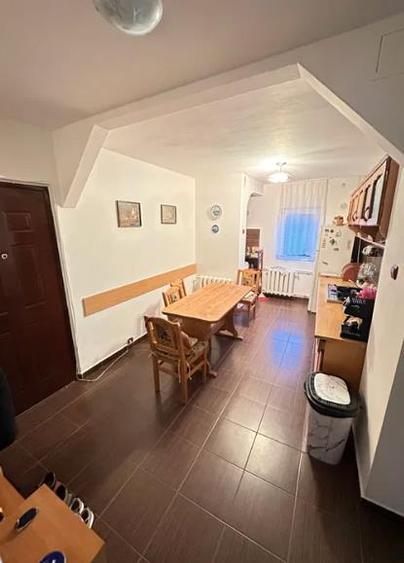 4 camere Bucovina etaj 2 decomandat