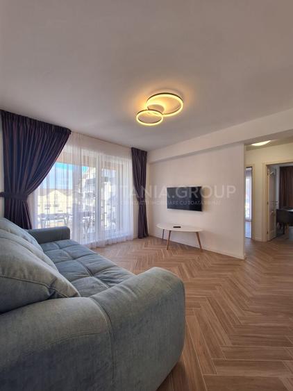 Apartament 3 camere,2 bai+parcare, lux Rasnov