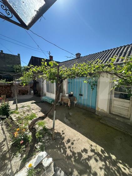 Casa ultracentrala , 200mp, teren 450 mp , Radauti
