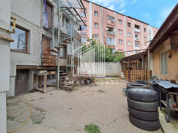 Apartament 3 camere + 1 anexa 23 mp | Etaj 1 | Zona Botizului