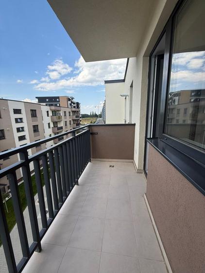 Apartament 3 camere în clădire cu 3 etaje