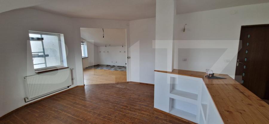 Casa P+M, 240 mp utili, teren 1000 mp, front 20 ml, zona Drumul Muntenilor