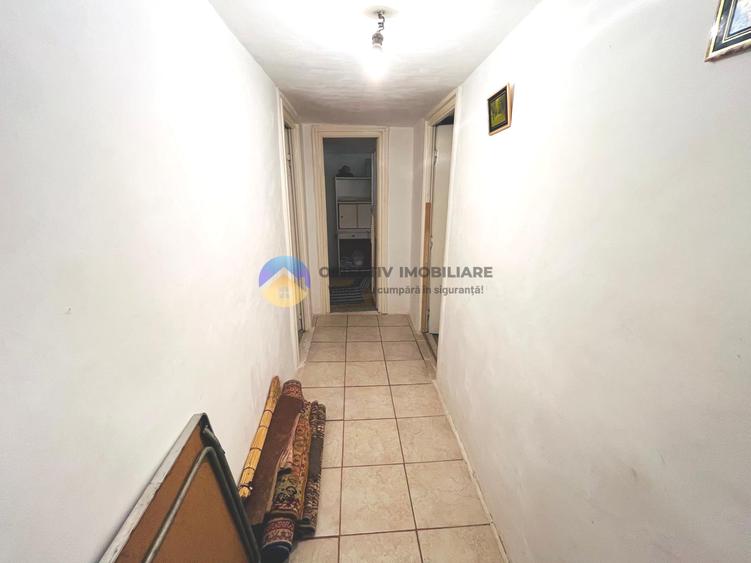 CASĂ cu teren 5803 mp GIROV, judetul Neamț