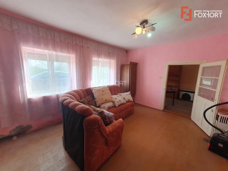 Casa de vanzare cu 3 camere si teren de 1008 mp - Deta - 21