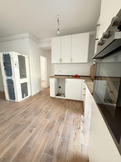 Soarelui- Sud Plaza | 2 Camere | Loc De Parcare.