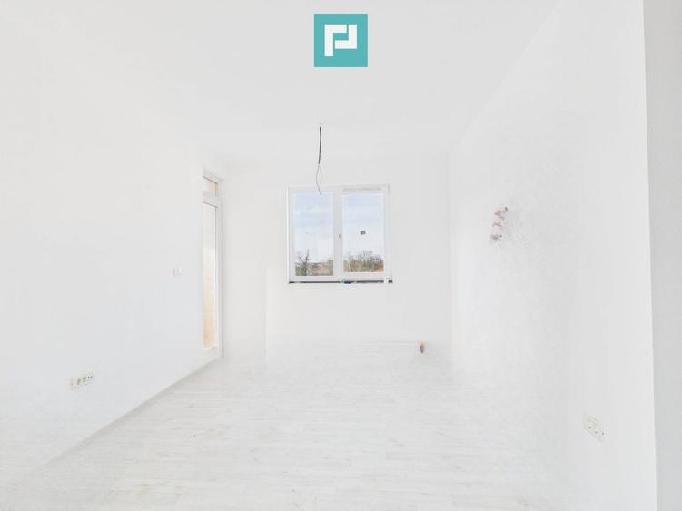 Penthouse cu terasă generoasă, în inima Chișodei