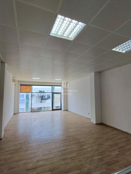 Spatiu Birouri si Depozitare Voluntari Centru Comercial - Centura -Hala