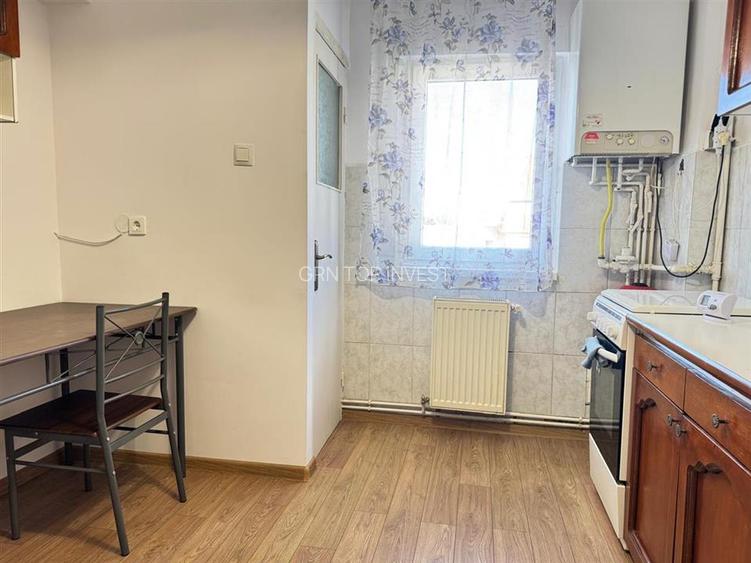 Apartament decomandat 2 camere cu balcon zona Mihai Viteazul - 9