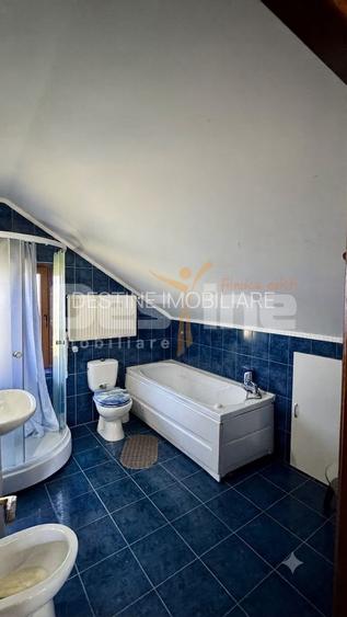 Casa spatioasa cu teren de 800 mp, Muntenii de Jos - 5 camere - 26