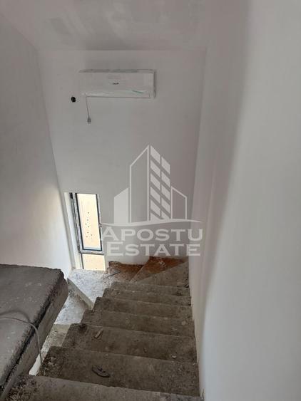 Apartament in Ghiroda tip PENTHOUSE la doar 5 minute de Timisoara