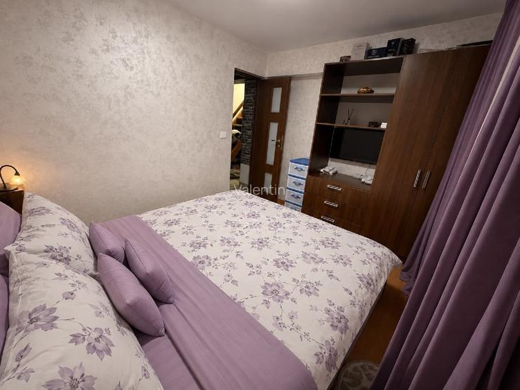 Se vinde apartament ( mansarda), 3 camere
