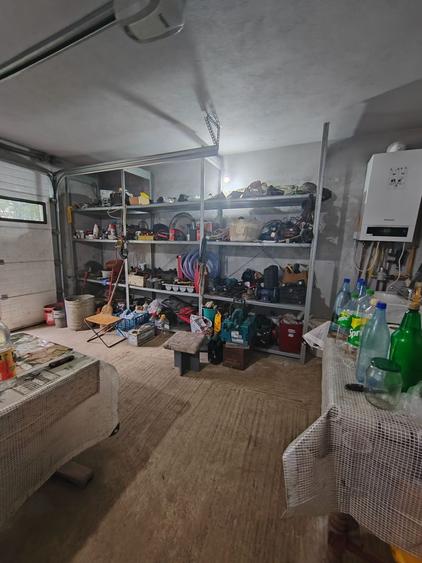 Casa - 24 ari de teren - Valea Ghinzii
