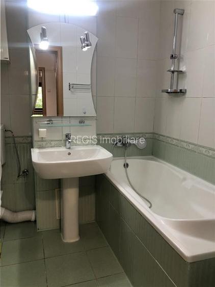 Apartament 2 Camere renovat impecabil,  Parcare, Racadau - 11