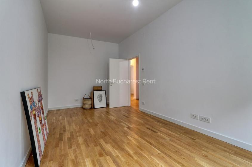 Luxury 5-room Townhouse - OMV Pipera - 3