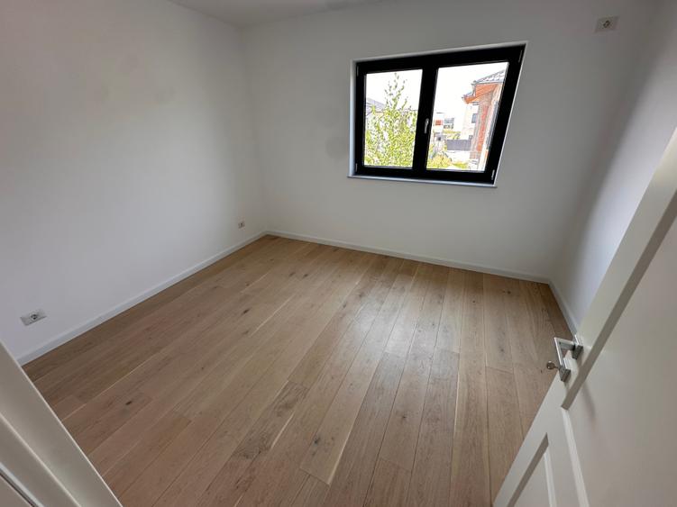 Tunari. Vile individuale 4 camere+curte