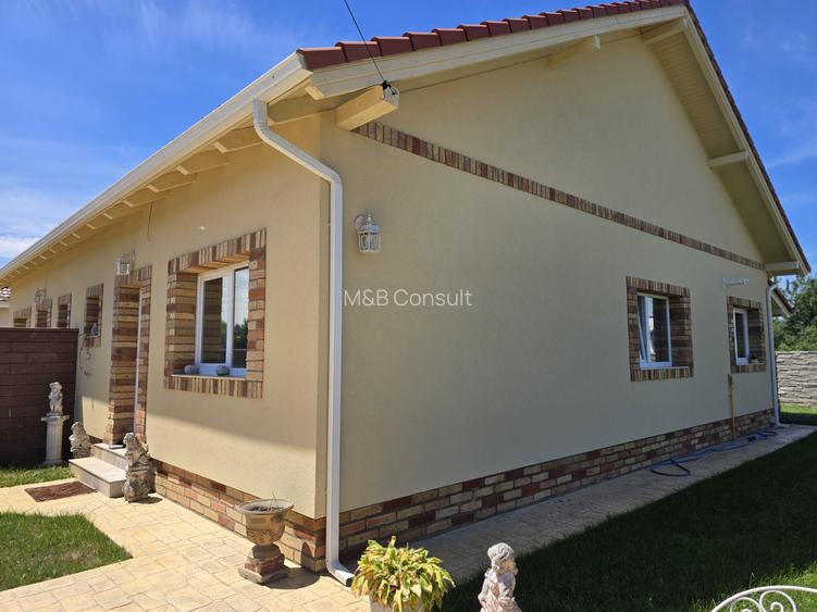 Duplex pe parter, mobilat și utilat complet, teren 300 mp – Bucovăț - 25