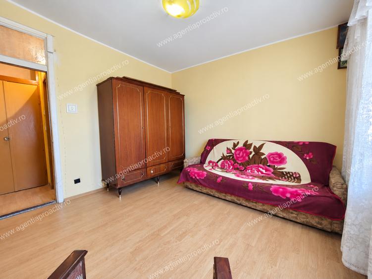 Apartament cu 2 camere, decomandat, 53,39 mp – Piața Centrală, bloc din 1988